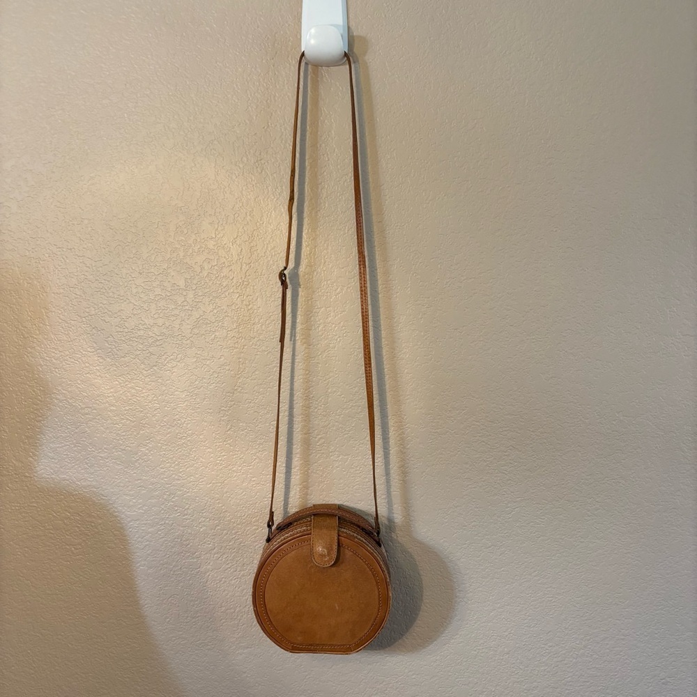 SALE! Vintage Leather Crossbody Bag Camel Brown Tan Rattan Sides Magnetic Snap - Picture 7 of 16